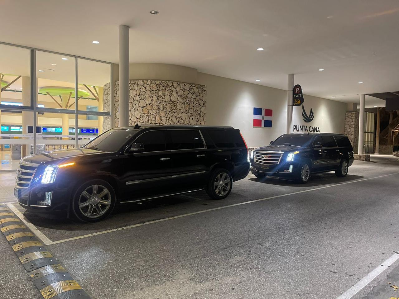 Luxury Transport 1 a 5 pax in Punta Cana